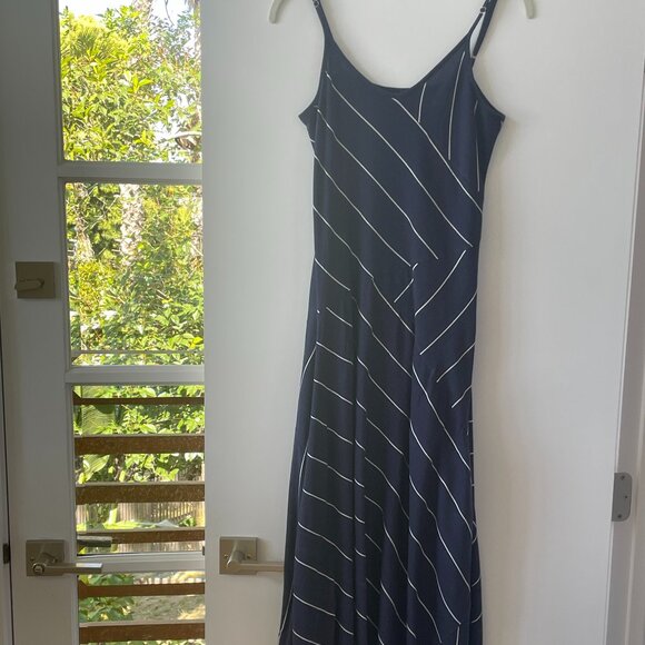 Chelsea & Theodore Navy and White Stripe Midi Dress, Spaghetti‎ Strap, M - Picture 1 of 6